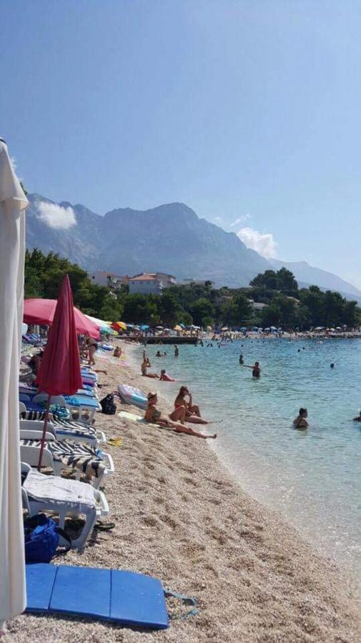 Apartmani Nikola Baška Voda Екстериор снимка