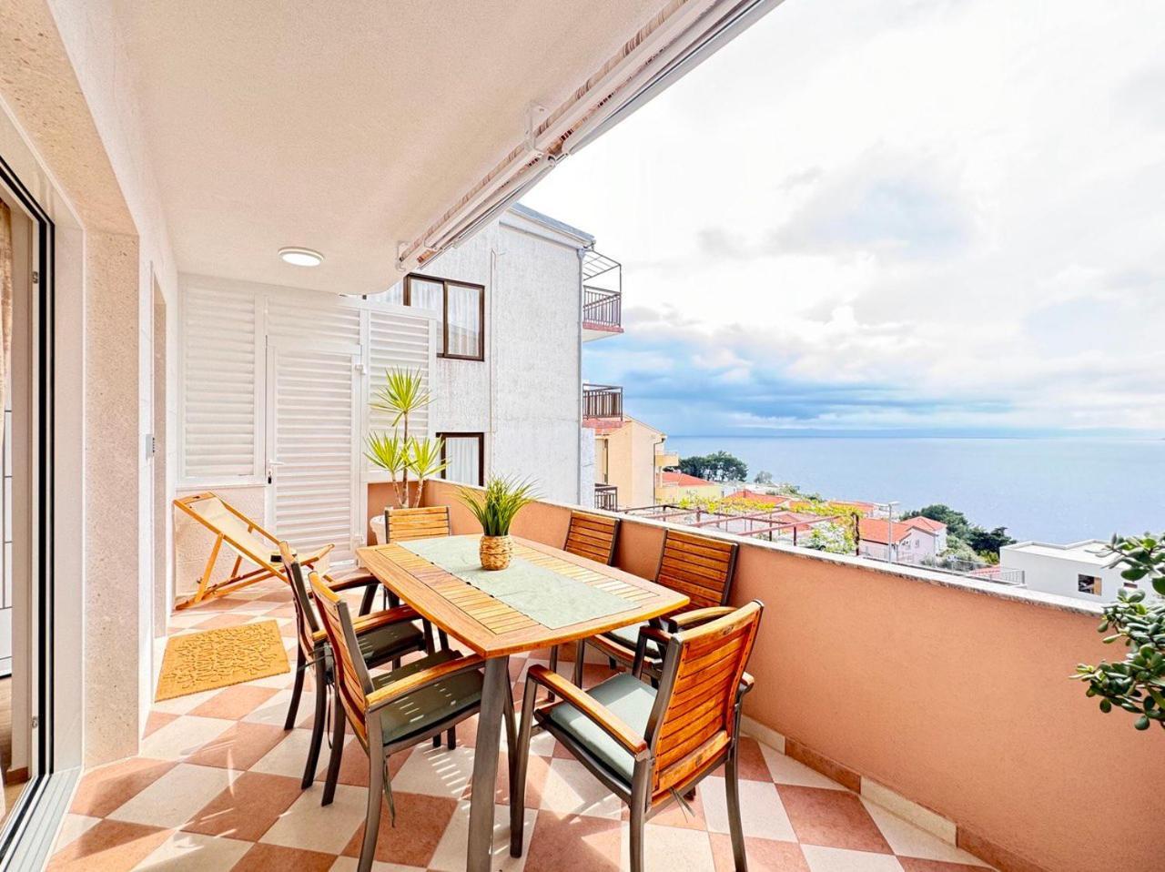 Apartmani Nikola Baška Voda Екстериор снимка